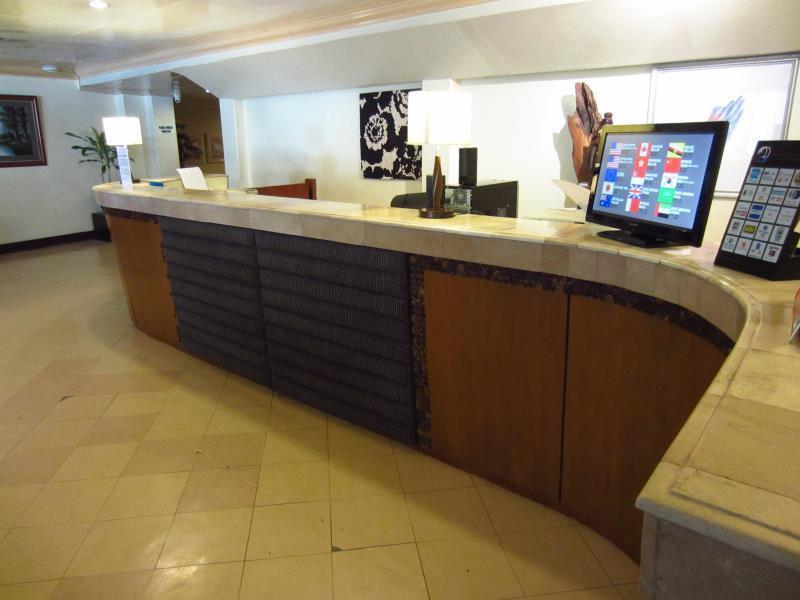 Hotel Cesario Мактан Екстериор снимка