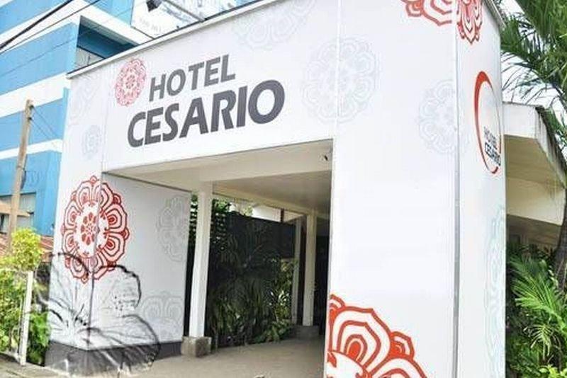 Hotel Cesario Мактан Екстериор снимка