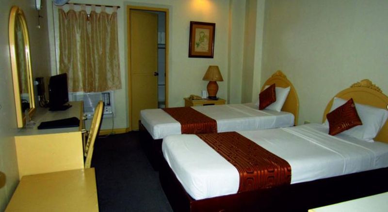 Hotel Cesario Мактан Екстериор снимка
